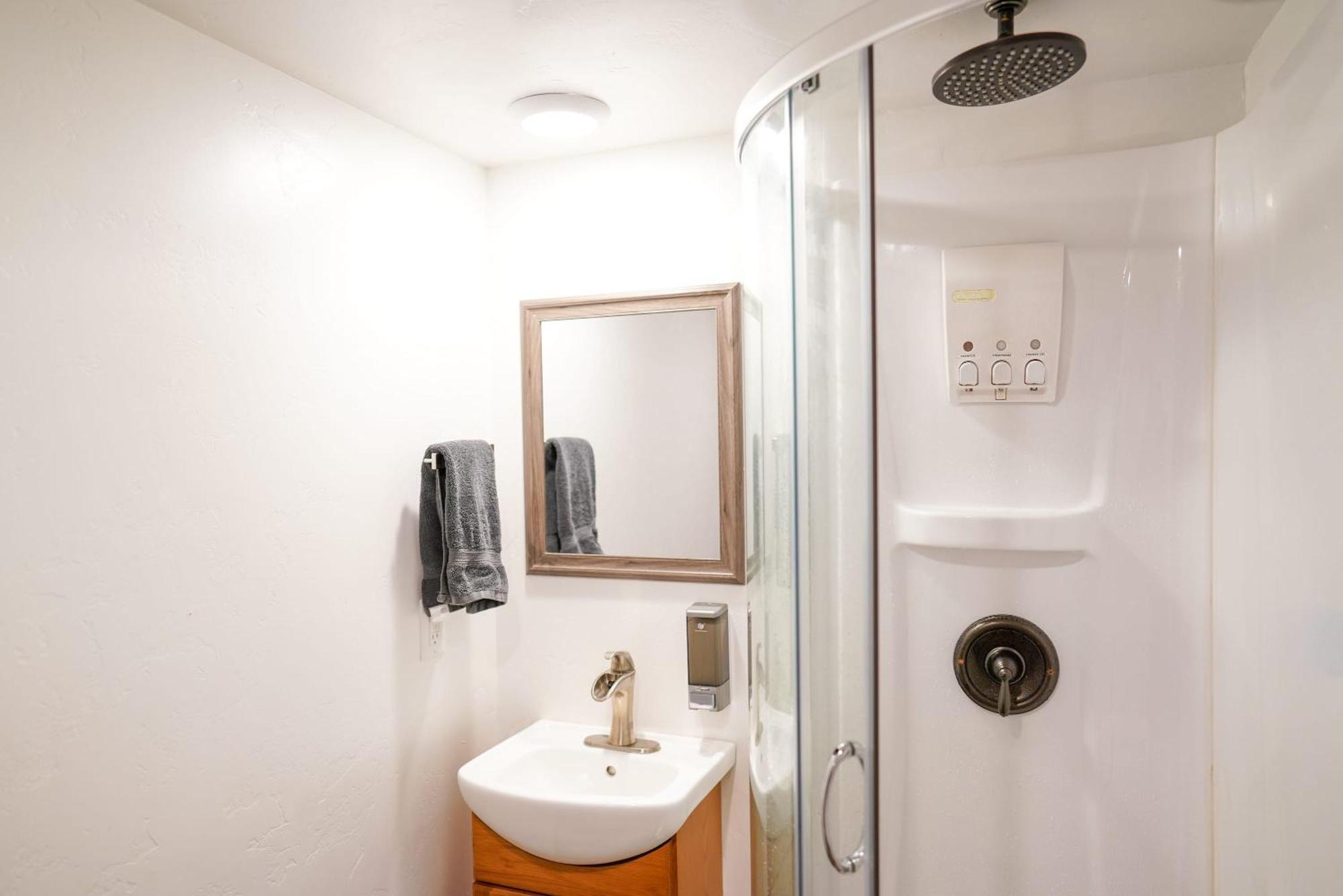 Teton Tiny Home Victor Extérieur photo